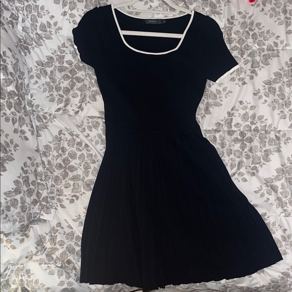 Black Dress with White Accents - Picture 2 of 7